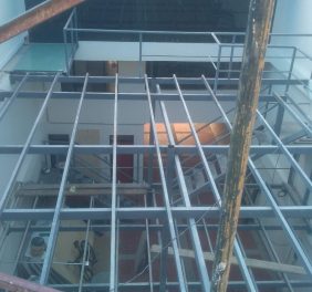 CONSTRUCCIÓN Y PROYECTOS DESIG...